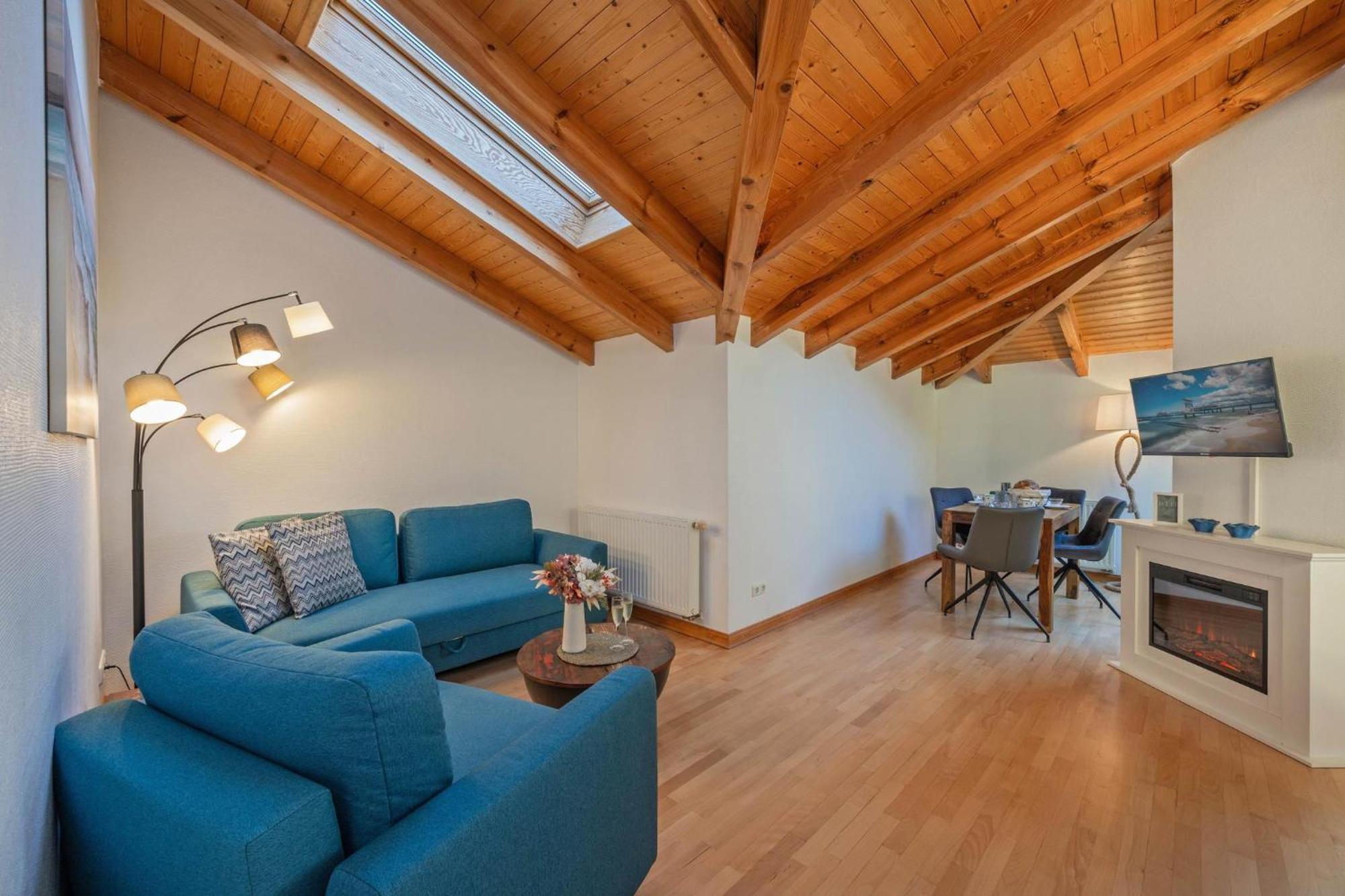 Apartment Gemuetliche Mit Dachterrasse, Parkplatz, Zentral - Aber Ruhig Gel.