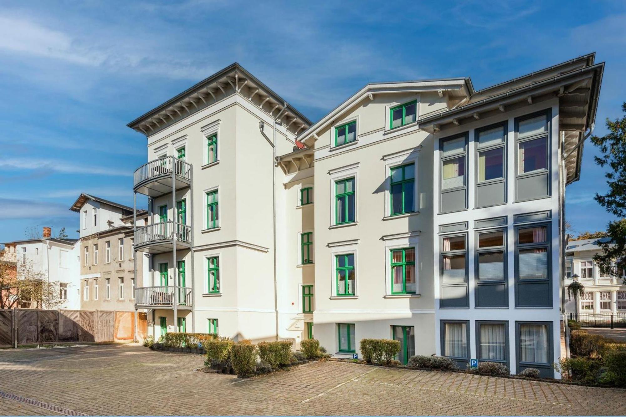 Gemuetliche Mit Dachterrasse, Parkplatz, Zentral - Aber Ruhig Gel. Heringsdorf (Usedom)